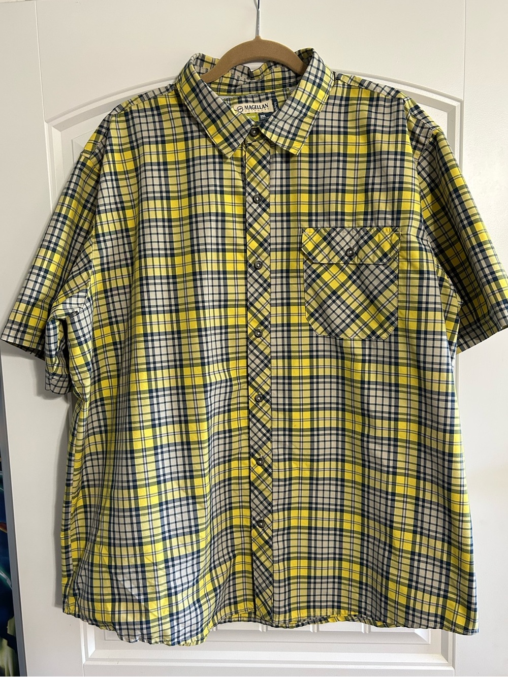 Magellan Outdoors Yellow and Black Plaid Short-Sleeve Button-Up Shirt